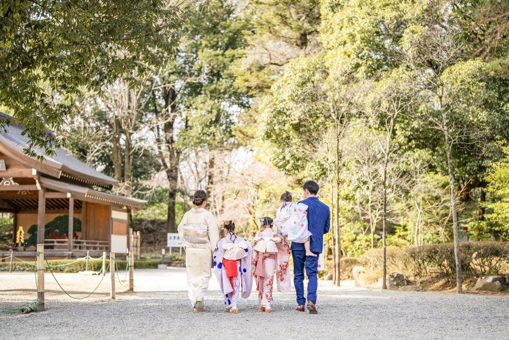 七五三ロケーション撮影武田神社家族写真